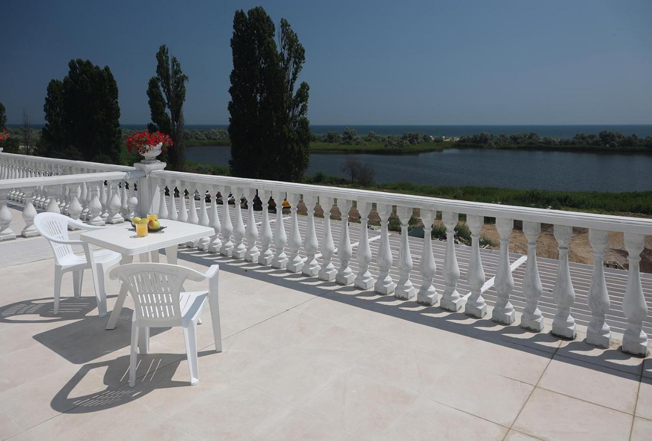 Panorama Briz Hotel Karolino-Buhaz Exterior photo